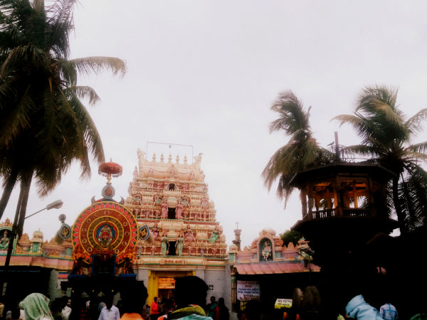 Temple near Hampi - Journey to Hulgi Temple near Hampi - Journey to Hulgi