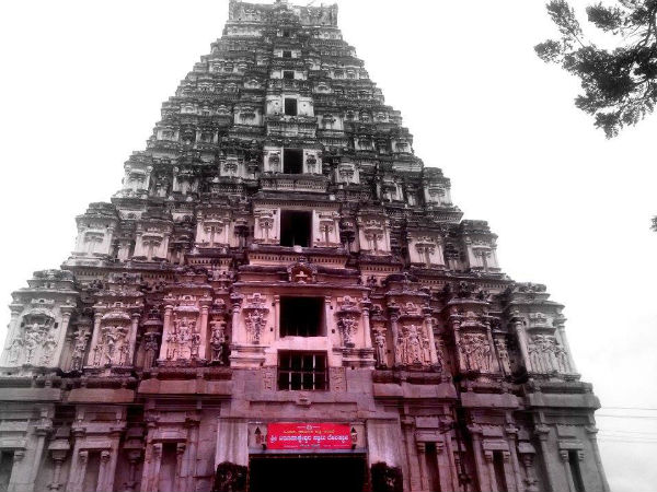 Virupaksha temple - Hampi Attraction Virupaksha temple - Hampi Attraction