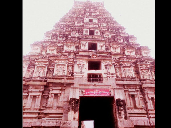 Virupaksha temple - Hampi Attraction Virupaksha temple - Hampi Attraction