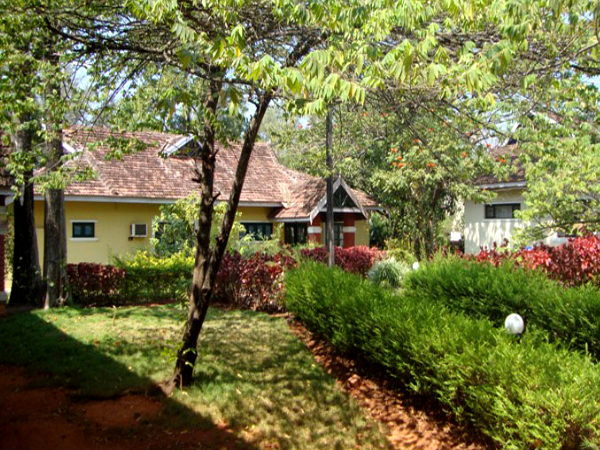 Budget Hotels & Resorts Near Bengaluru! Budget Hotels & Resorts Near Bengaluru!