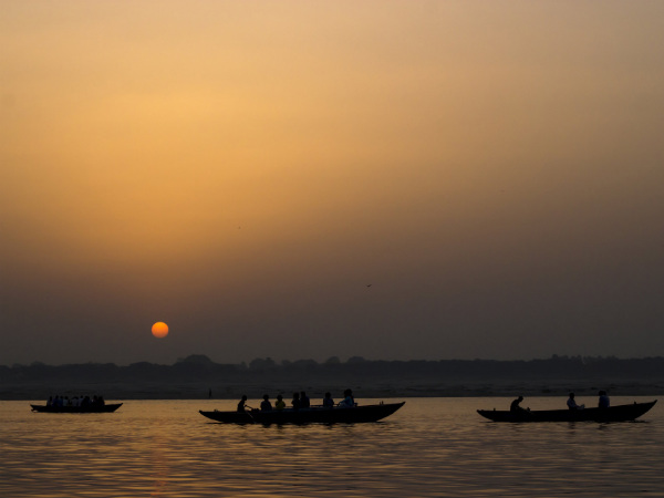 Beautiful Cities On the Banks of Rivers Beautiful Cities On the Banks of Rivers