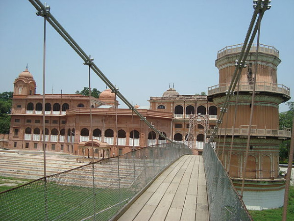 5 Mirror Palaces in India 5 Mirror Palaces in India