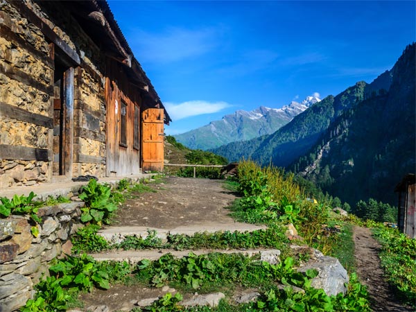 kheerganga trek from barshaini kheerganga trek from barshaini