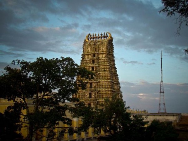Mysore photos, Chamundi Hills - Temple Outer View Mysore photos, Chamundi Hills - Temple Outer View