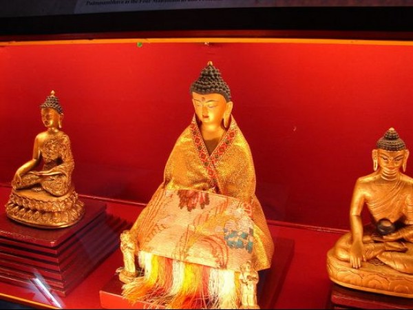 Gangtok photos, Namgyal Institute of Tibetology - Statue of Buddha Gangtok photos, Namgyal Institute of Tibetology - Statue of Buddha