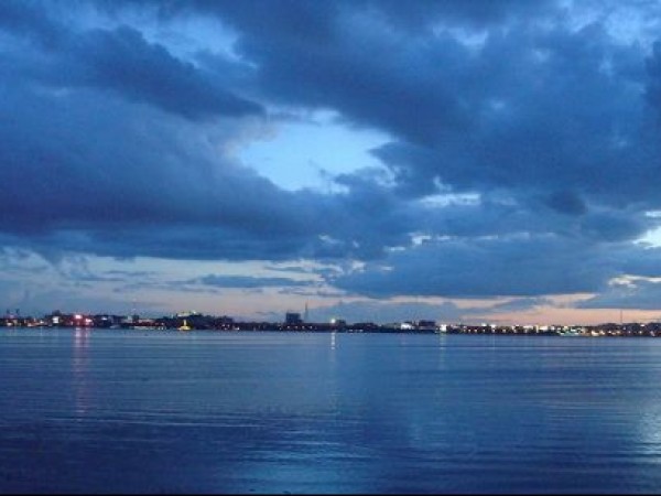 Hyderabad photos, Hussain sagar Lake - Cloudy evening Hyderabad photos, Hussain sagar Lake - Cloudy evening