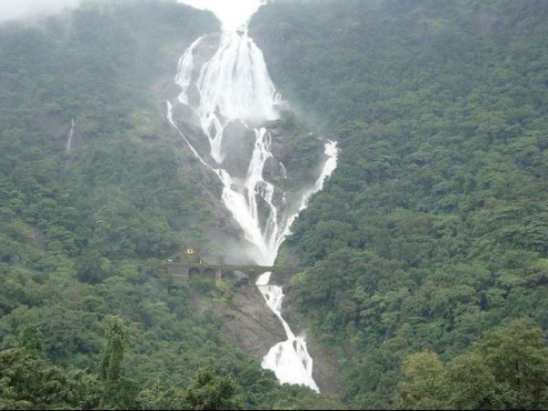 Margao Photos, Dudhsagar Waterfalls Margao Photos, Dudhsagar Waterfalls