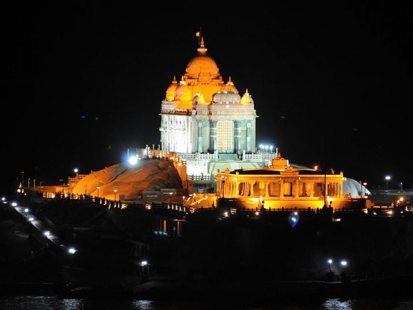 Kanyakumari photos, Vivekananda Rock - Beautiful Memorial During Night Kanyakumari photos, Vivekananda Rock - Beautiful Memorial During Night