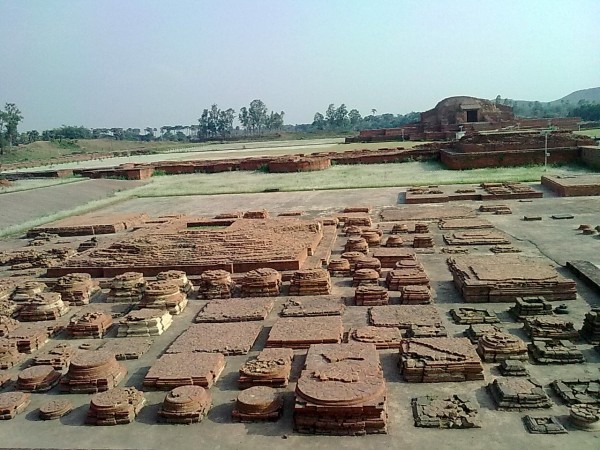 Bhagalpur photos, Vikramshila University - View of ruins Bhagalpur photos, Vikramshila University - View of ruins