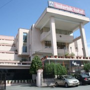 Inderlok Hotel