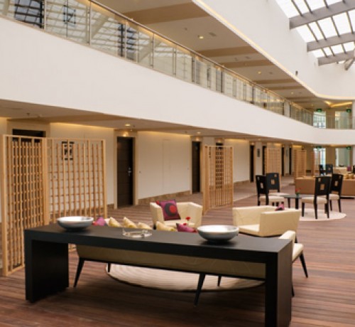 Fortune Select Metropolitan