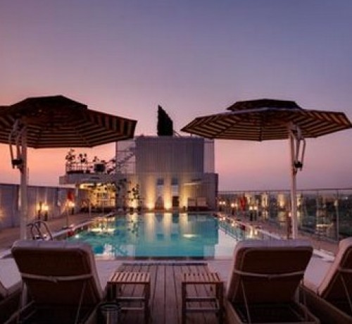 Fortune Select Metropolitan