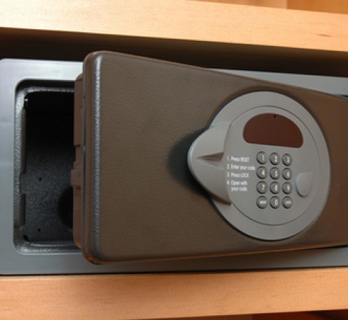 Waman's Hotel Orient Crown