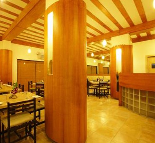 Waman's Hotel Orient Crown