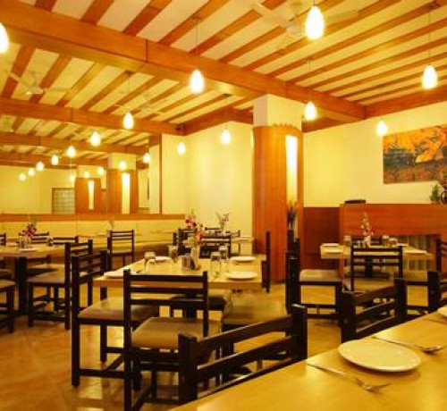 Waman's Hotel Orient Crown