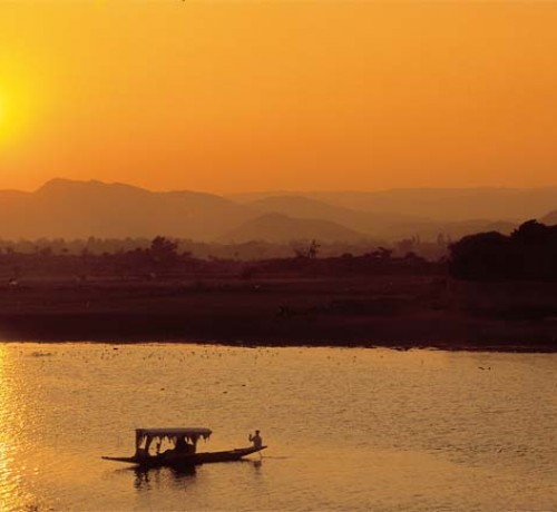 Sun set cruise on Lake Pichola