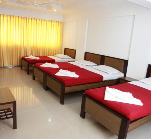 Special room With 4 Single Beds1