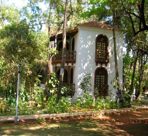 Super Deluxe Luxury Suite: Garden