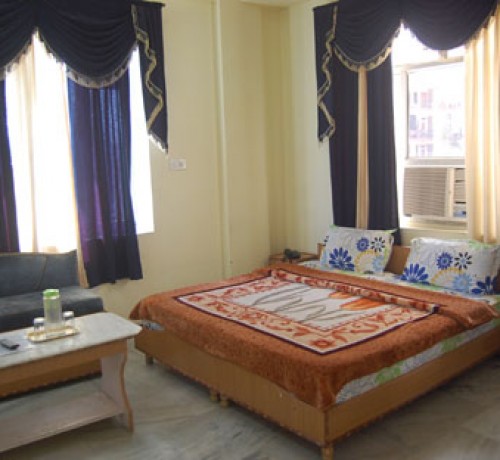 Super Deluxe Bedroom