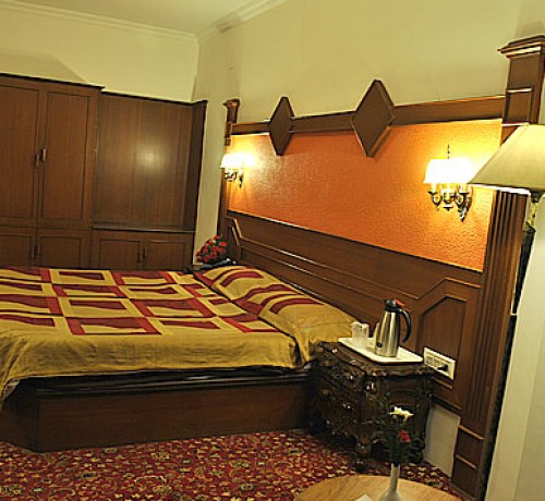 Queen Suite Room