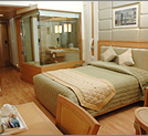 Grand Deluxe Room