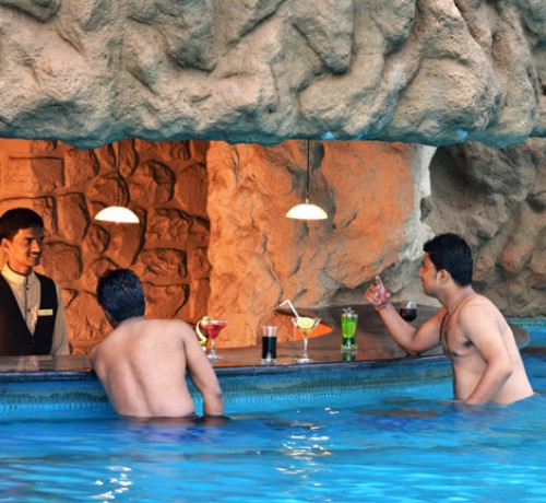 Oasis Pool Bar