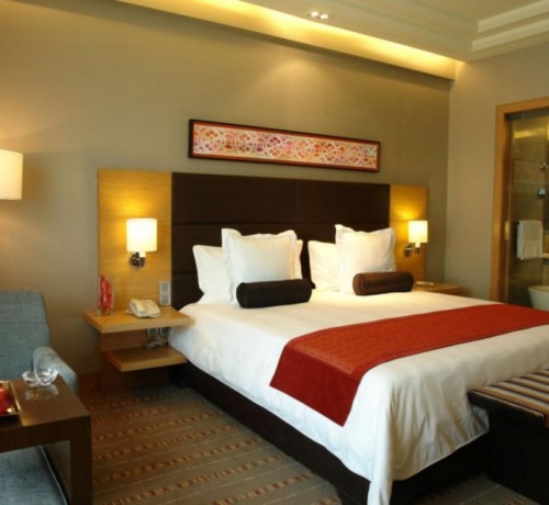 Executive Suite bedroom