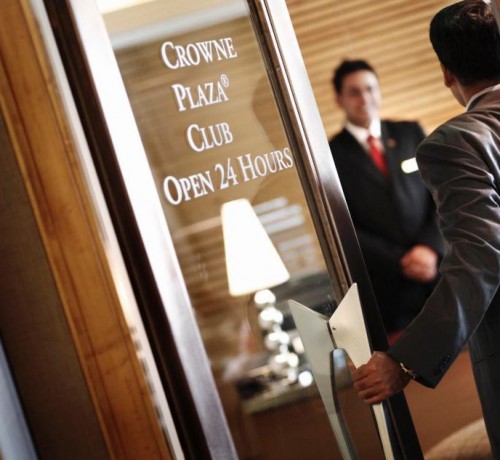 Crowne Plaza club lounge