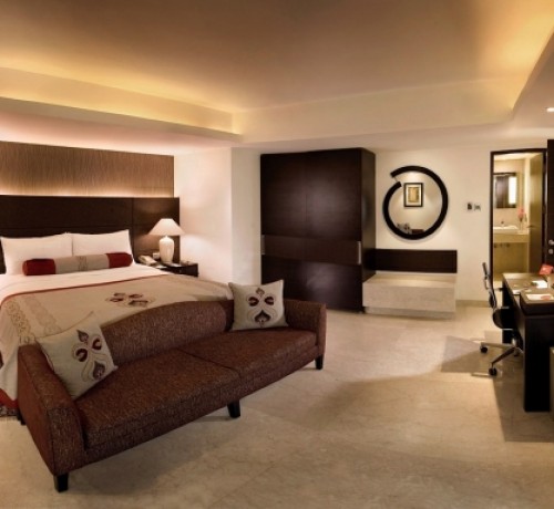 Luxury Suite Bedroom