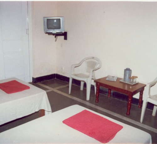 Double Bed Non AC Room