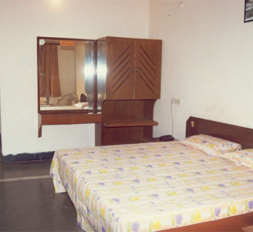 Double Bed Air Conditioned Room