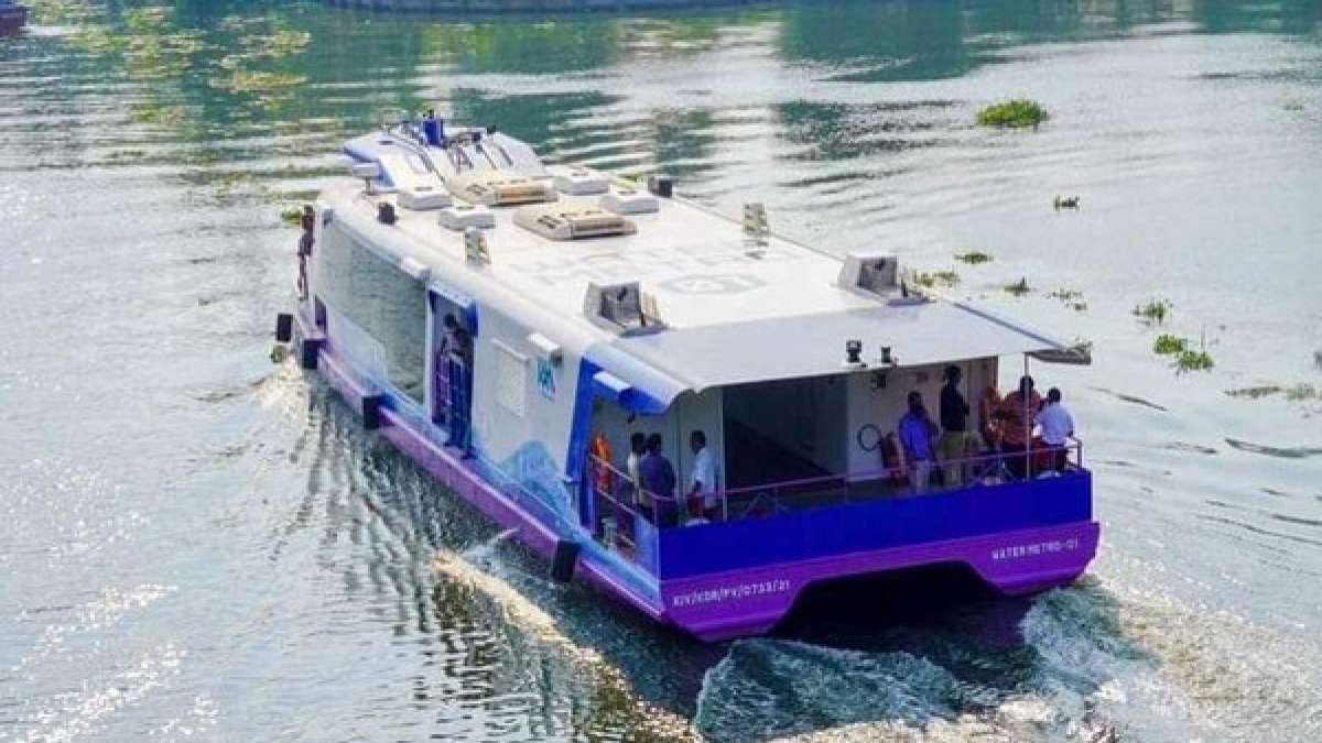 Kochi Water Metro Announced New Route On VyttilaKakkanad, Timings