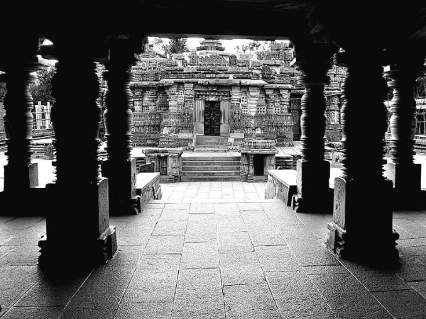 Somnathpura, Keenly Lyrical!