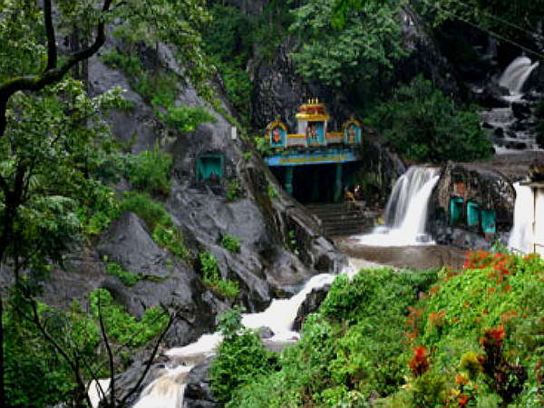 Kalhatti Falls, Water Cascades!