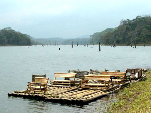 June: Bamboo rafting in Thekkady 