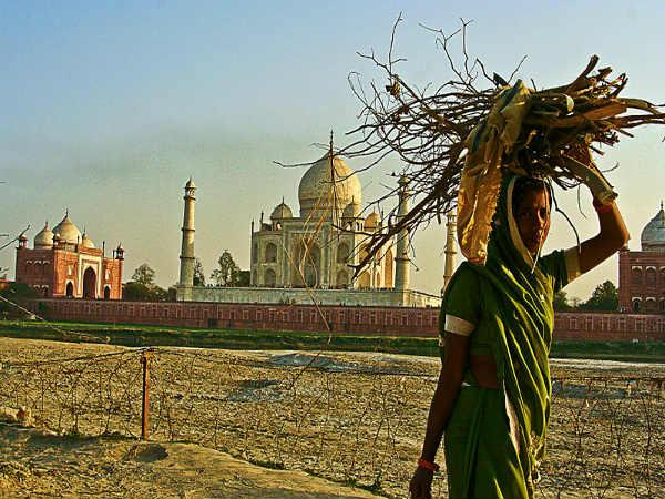 Life near Taj Mahal