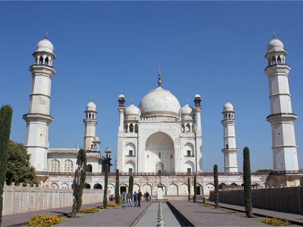 Bibi-qa-Maqbara