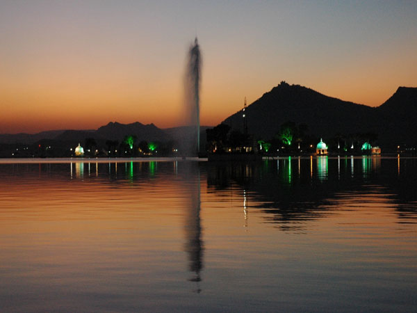 Fateh Sagar Lake
