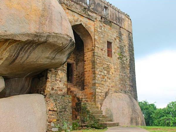 Madan Mahal Fort
