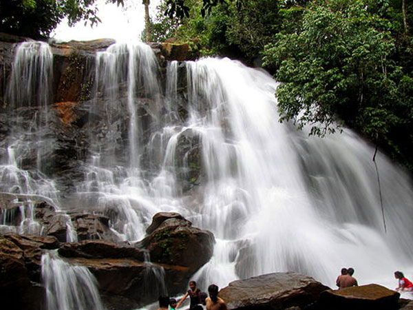 Sirimane Falls