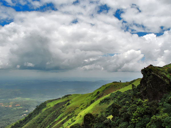 Mullayanagiri – Misty Hills