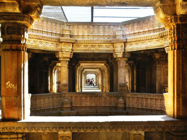 Adalaj Step Well