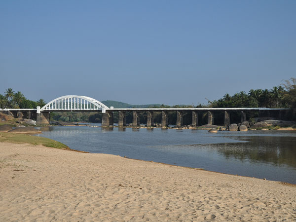 Gajnur Dam