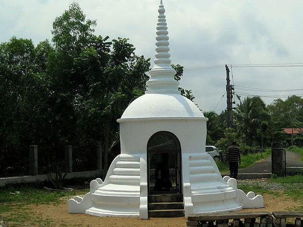 Karumadi kuttan