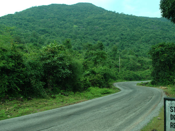 How to reach Karwar