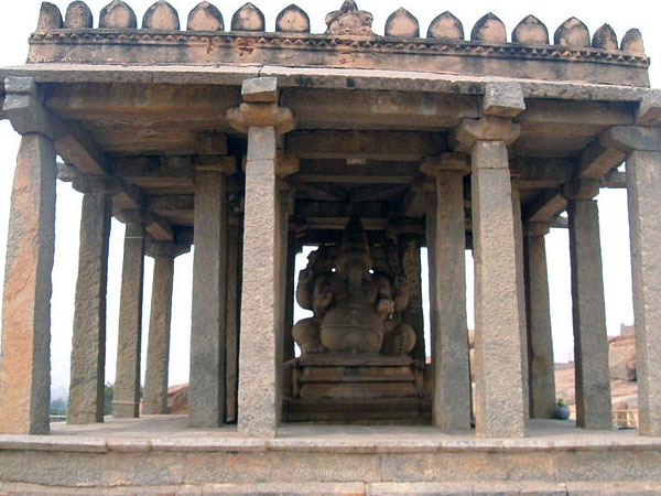 Kadalekalu Ganesha Temple