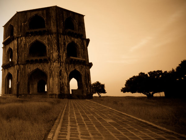 Tomb of Salabat Khan II