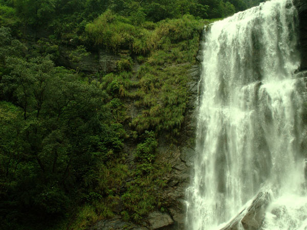 Vajrapoha Falls
