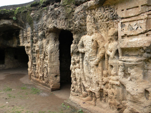 Khambhalida Caves