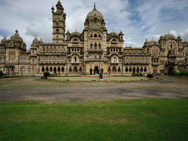 Laxmi Vilas Palace, Vadadora